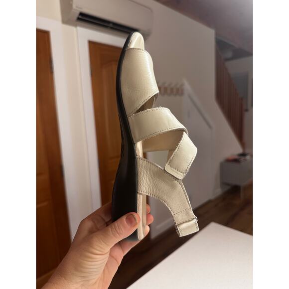 David Tate White Leather Strappy Sandals Women's 10 - Picture 3 of 11